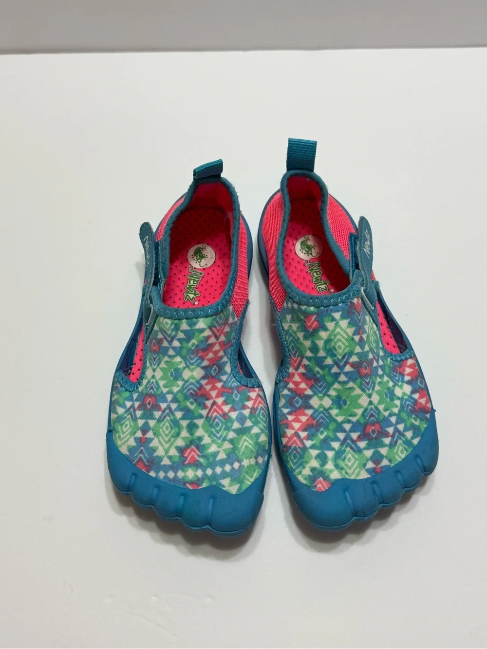 NEWTZ Kids Blue Pink Teal Patterned Slip-On Water Shoes Girl's Sz 11/12